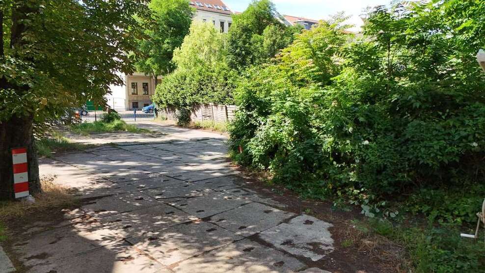 Zentrale Lage, gute Anbindung, große Fläche – Ihr Projekt in Leipzig-Mockau