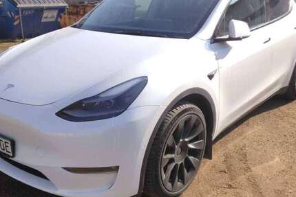 Tesla Model Y 82.000 km 31.800 &euro; Leipzig 04155