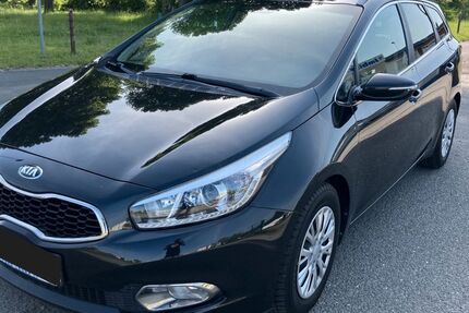 Kia ceed Sportswagon 70.000 km 10.699 &euro; Leuna 06237