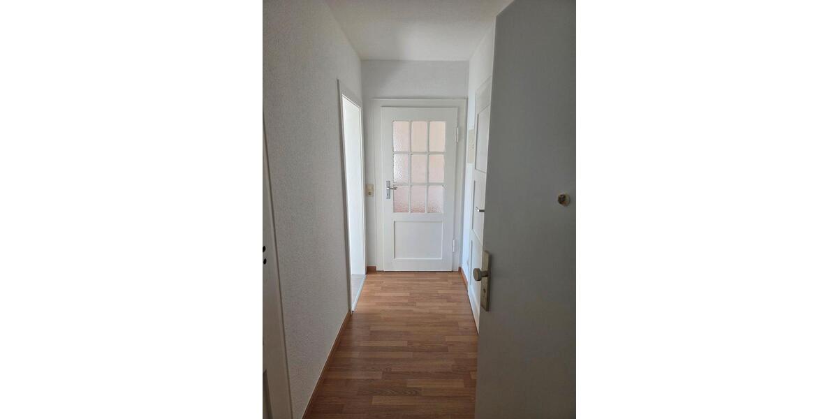 Etagenwohnung Böhlen - 4 Zimmer, 59 m&sup2;, 90.000&euro; | Angebot:27083982