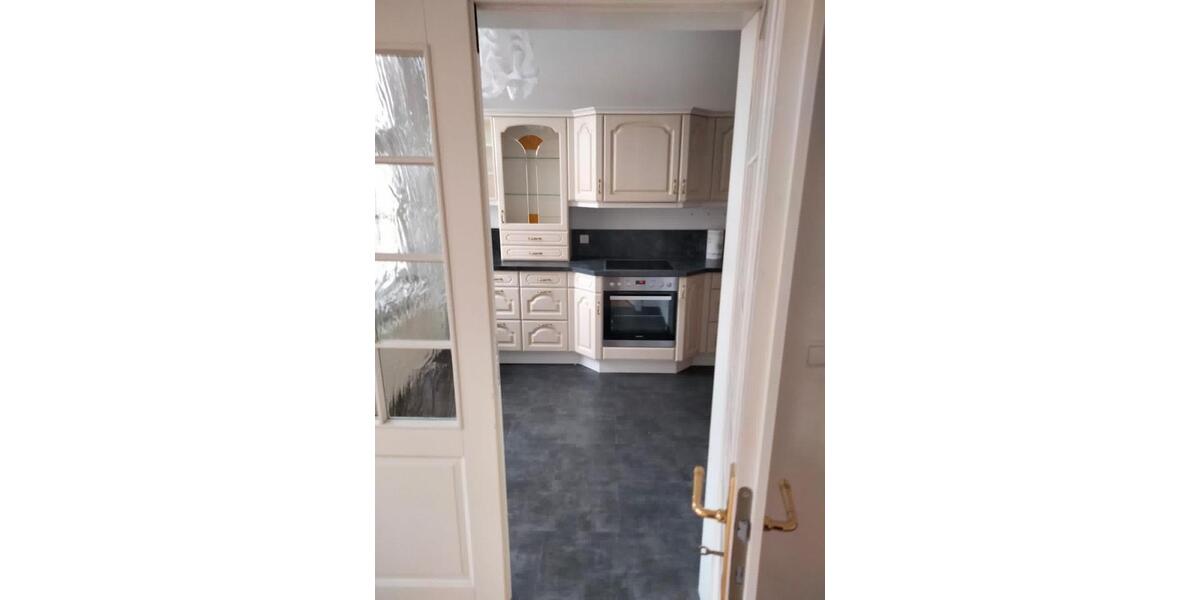 Etagenwohnung Leipzig Mitte - 2 Zimmer, 82 m&sup2;, 885&euro; | Angebot:26036432