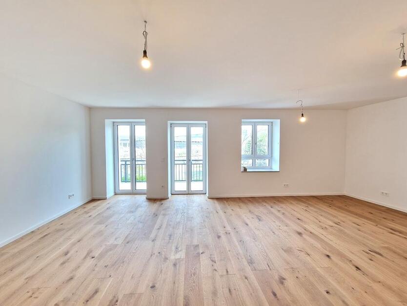 *Cityliving mit Charakter: Neubauwohnung in historischem Gebäude* 4-Zimmer-Wohnung mit 2 Balkonen 4 zimmer