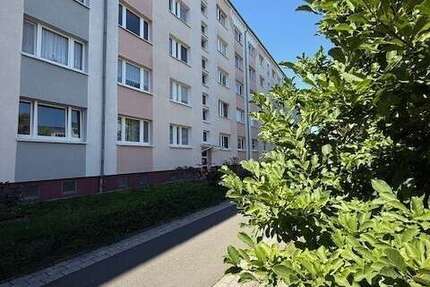 Wohnung zum Kaufen in Neukieritzsch 93.900 € 75 m² 3 zimmer