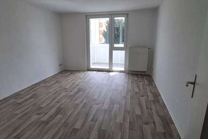 Wohnung Borna Kesselshain Siedlung - 3 Zimmer, 65 m&sup2;, 420&euro; | Angebot:26244483