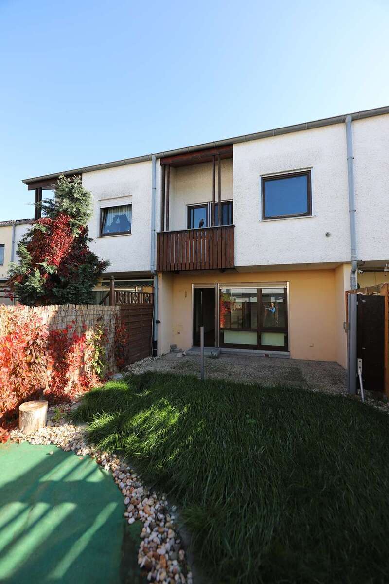 Investieren mit Weitblick: Leipziger Umland, ca. 6 % Rendite, Garage inklusive 5 zimmer