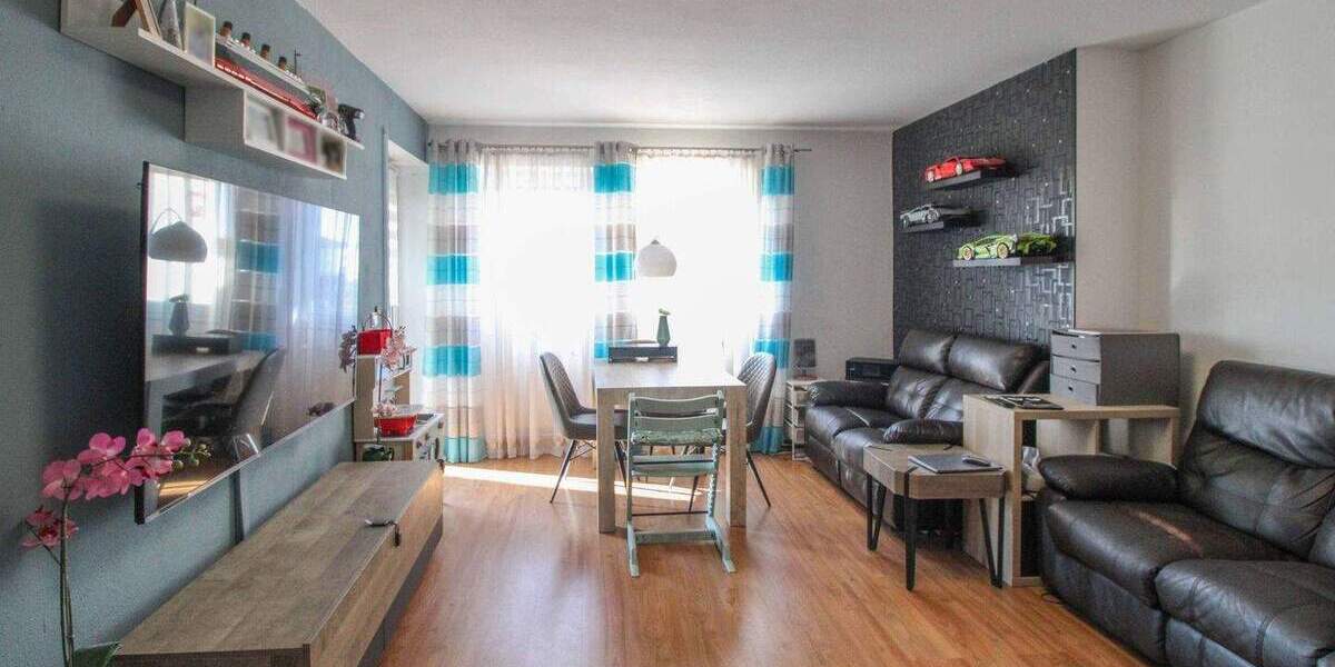 Ort der Gemütlichkeit: bezugsfreie, barrierearme 3-Zi.-Whg. + 2 TG-Stellplätze in Leipzig-Lindenthal 3 zimmer