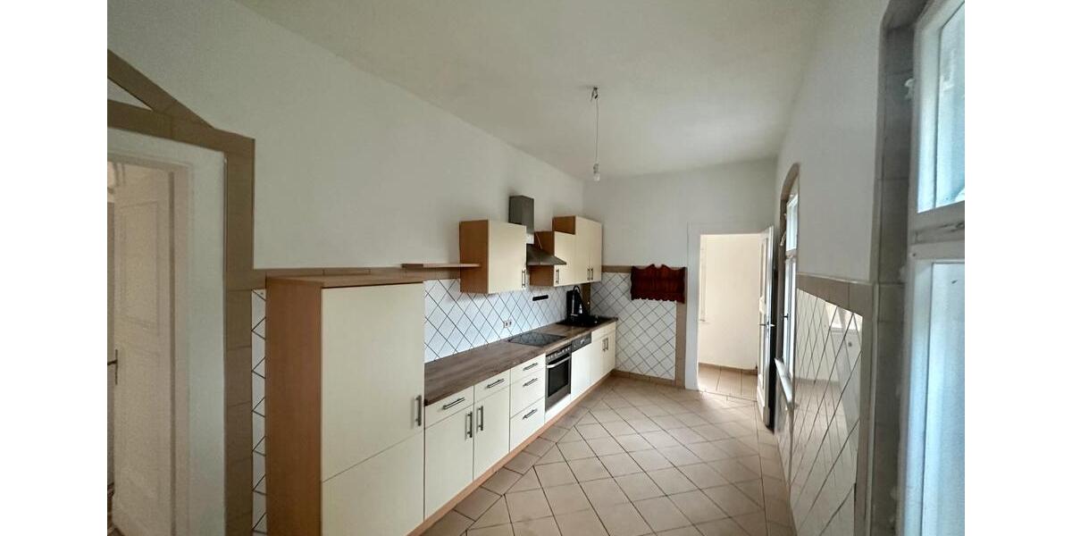 Hochparterre Wurzen - 5 Zimmer, 152 m&sup2;, 1.140&euro; | Angebot:26199125