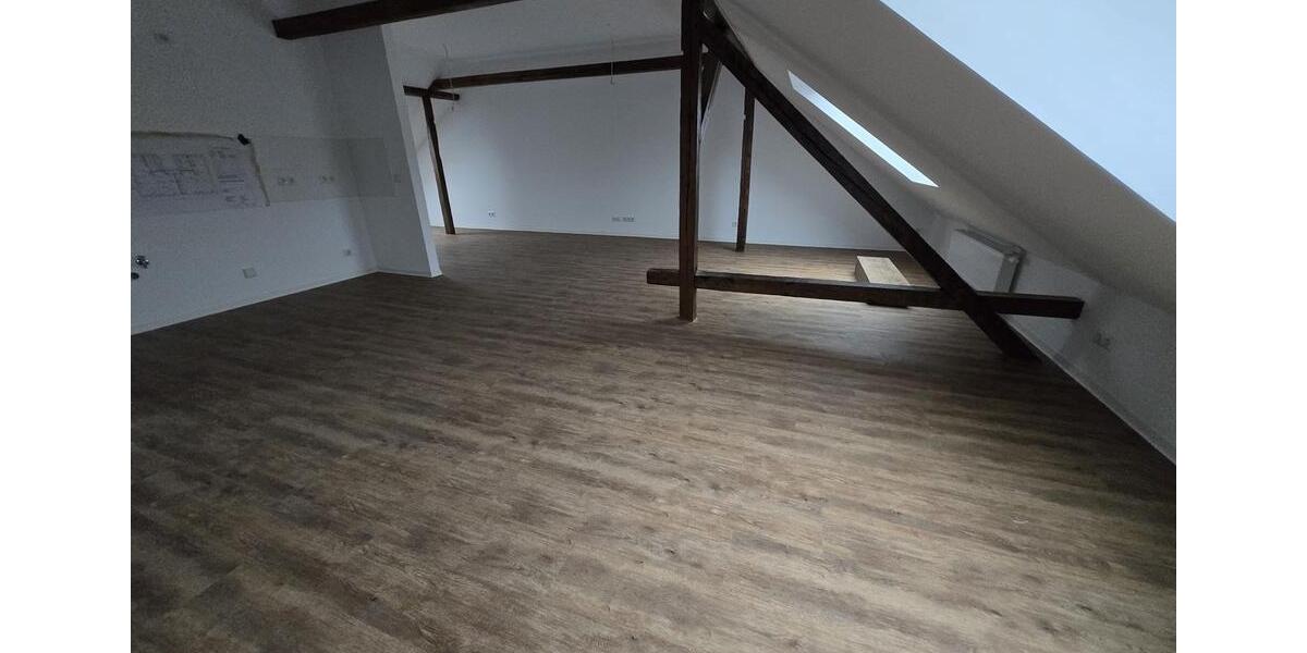 Dachgeschoßwohnung Leipzig Nordost - 2 Zimmer, 79 m&sup2;, 599&euro; | Angebot:25697163