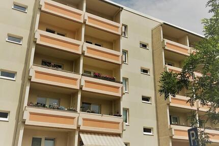 Wohnung Wurzen - 2.5 Zimmer, 63 m&sup2;, 345&euro; | Angebot:25921327