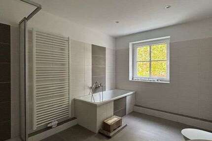 Wohnung zum Mieten in Leuna 805 € 90 m² 3 zimmer