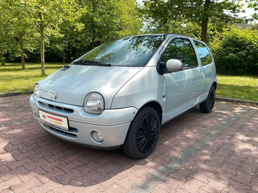 Renault Twingo 127.614 km 1.250 € Borna 04552