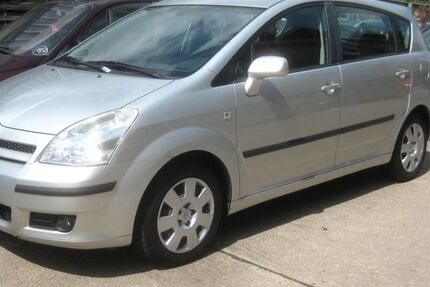 Toyota Corolla Verso 181.693 km 4.999 &euro; Leipzig 04347