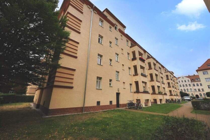 3-Zi-WE mit Loggia, Aufzug & Stellplatz 3 zimmer