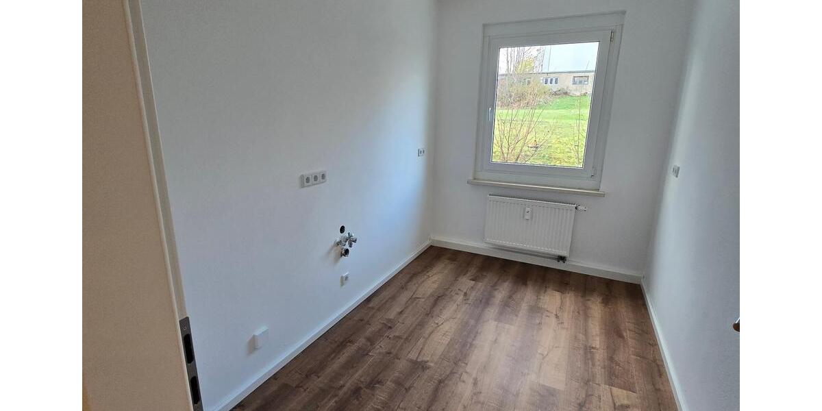 Etagenwohnung Grimma - 3 Zimmer, 60 m&sup2;, 306&euro; | Angebot:26273702