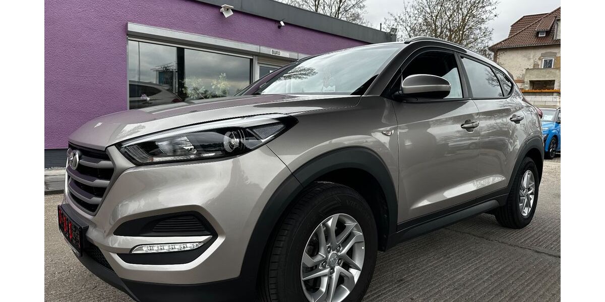 Hyundai TUCSON 65.355 km 14.990 &euro; Kabelsketal OT Gröbers 06184