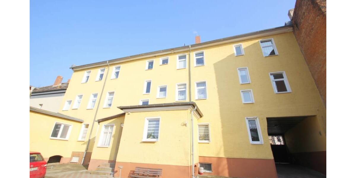 Etagenwohnung Lützen - 4 Zimmer, 110 m&sup2;, 850&euro; | Angebot:23957746