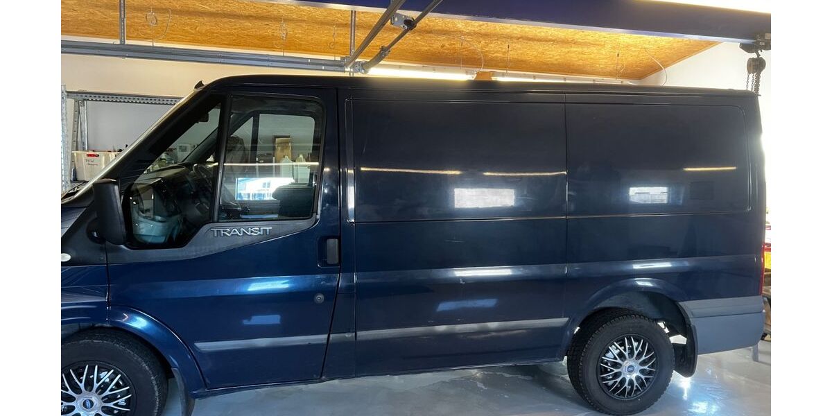 Ford Transit 171.652 km 8.000 &euro; Rackwitz 04519