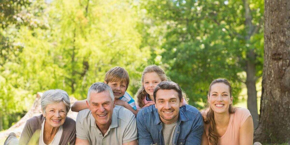 Familienfreundlicher Neubau nahe RBL-Stadion | 5 Zimmer, XXL-Wohnen mit Kamin, 2 Kinderzimmer, Arbeitszimmer, 2 Terrassen & TG-Stellplätze 5 zimmer