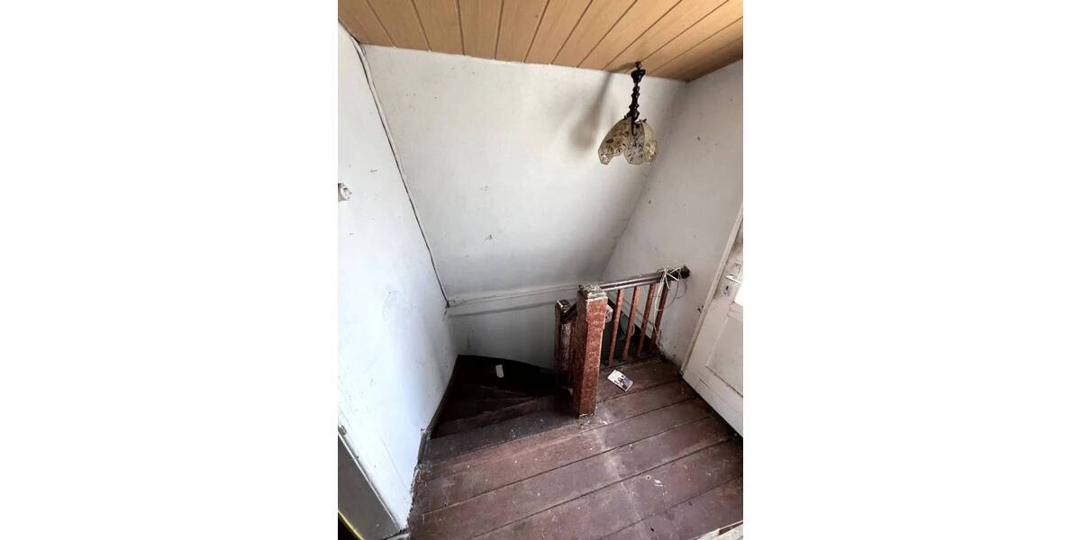 Einfamilienhaus Kabelsketal Dieskau - 4 Zimmer, 135 m&sup2;, 110.000&euro; | Angebot:25668008