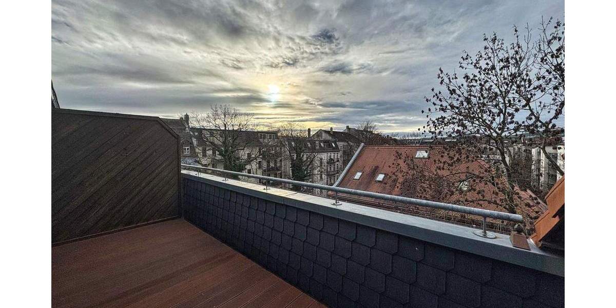 Kleines Penthouse im Waldstraßenviertel - bezugsfrei 1 zimmer
