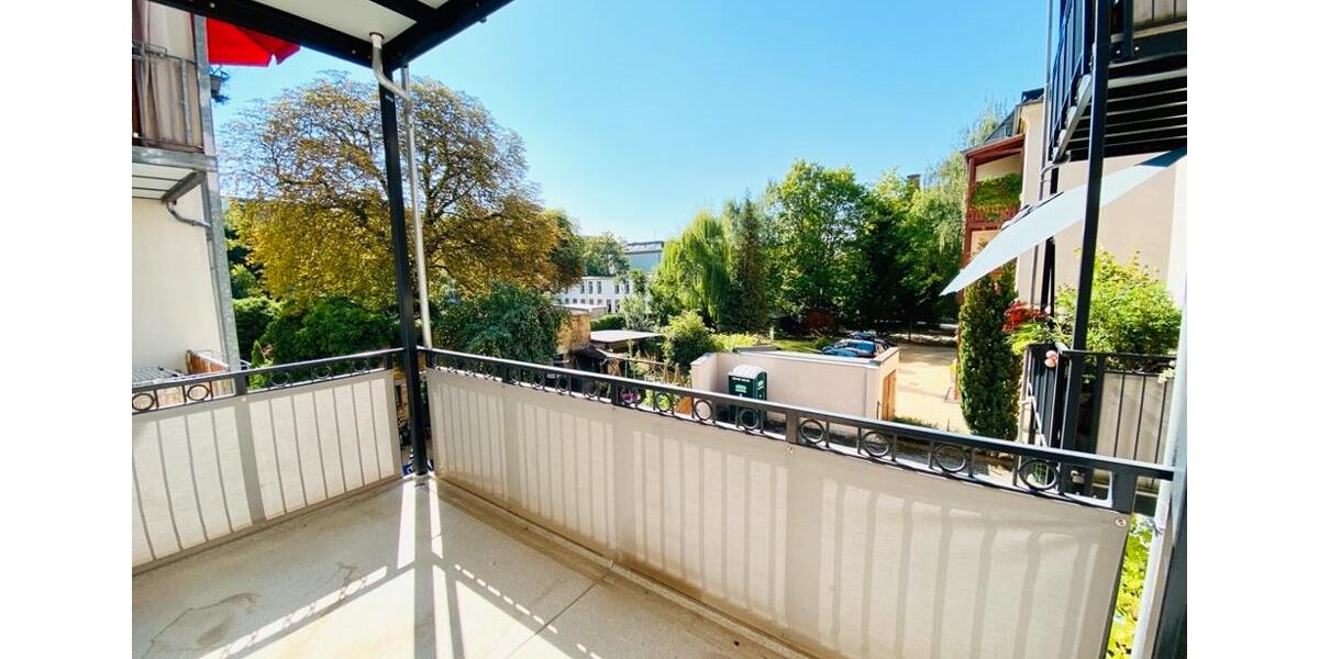 4-Raum-Wohnung mit Balkon frisch saniert in Leipzig - Gohlis WG-geeignet 4 zimmer