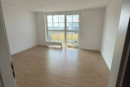 Zimmer Kabelsketal Großkugel - 3 Zimmer, 65 m&sup2;, 488&euro; | Angebot:26472307