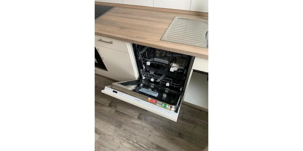 WG Zimmer zu Zwischenmiete mit Hund, Katz und viel Platz bis 1.3. 4 zimmer