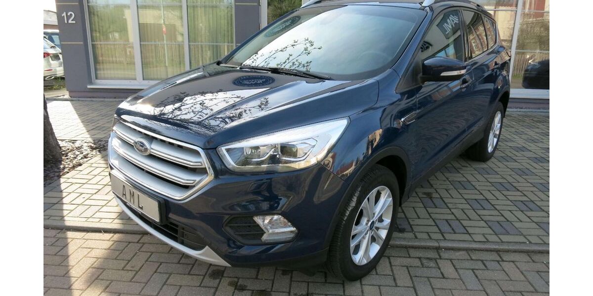 Ford Kuga 72.000 km 15.490 &euro; Lucka 04613