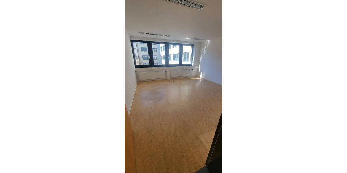 Gewerbeobjekt Leipzig Zentrum-Ost - 2 Zimmer, 979 m&sup2;, 10.780&euro; | Angebot:25986799