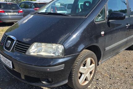 Seat Alhambra 202.180 km 1.690 &euro; Taucha 04425