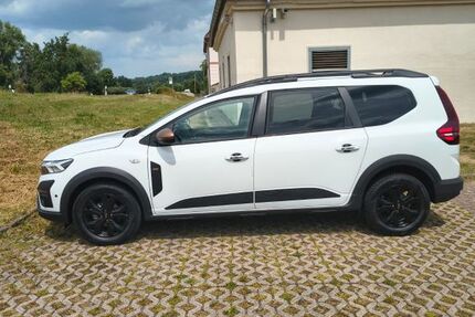 Dacia Jogger 7.400 km 20.999 &euro; Leipzig 04129