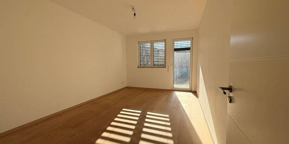 Etagenwohnung Leipzig Zentrum-Nord - 4 Zimmer, 136 m&sup2;, 2.040&euro; | Angebot:26787396