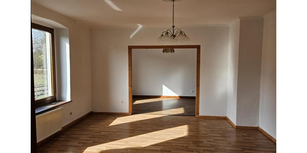 Erdgeschoßwohnung Leipzig Süd - 4 Zimmer, 105 m&sup2;, 578&euro; | Angebot:26635366