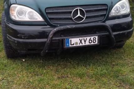 Mercedes-Benz ML 320 281.411 km 1.600 &euro; Pegau Kitzen 04523