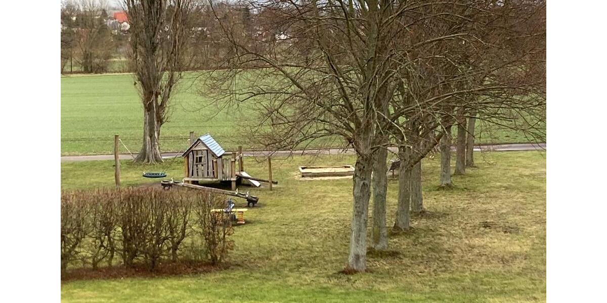 Etagenwohnung Borna - 3 Zimmer, 68 m&sup2;, 450&euro; | Angebot:26339651