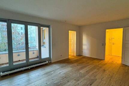 Direkt neben der KarLi und doch in aller Ruhe in ihrer neuen 1-Zimmer-Wohnung mit Balkon 1 zimmer