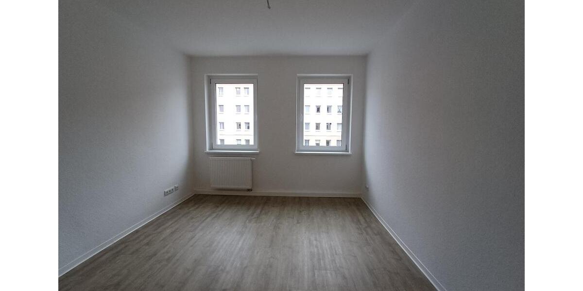 Die perfekte Familienwohnung für Groß und Klein - Erstbezug nach Sanierung - 1. OG rechts 4 zimmer