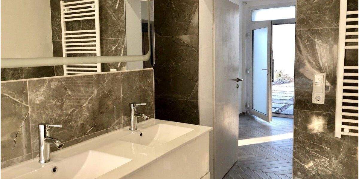 Bei Leipzig, Südlage Garten EFH, Doppelgarage 4 zimmer