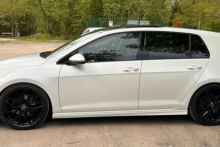 VW Golf 99.256 km 14.990 &euro; Leipzig 04179