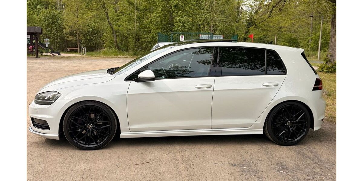 VW Golf 99.256 km 14.990 &euro; Leipzig 04179