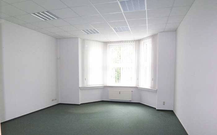 Gewerbeobjekt Rötha Espenhain - 2 Zimmer, 588 m&sup2;, 1.999&euro; | Angebot:25801829