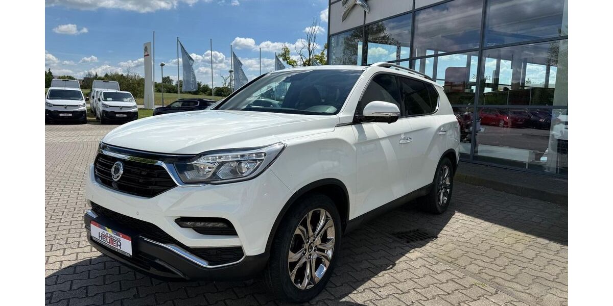 SsangYong REXTON 127.820 km 18.990 &euro; Borna/Eula 04552