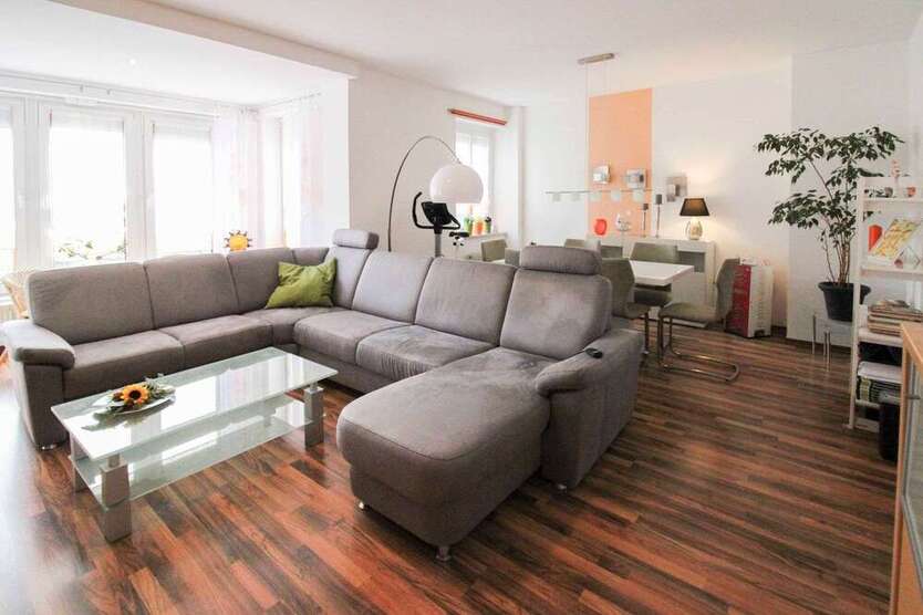 Wohnung zum Kaufen in Böhlen 159.500 € 81.24 m²