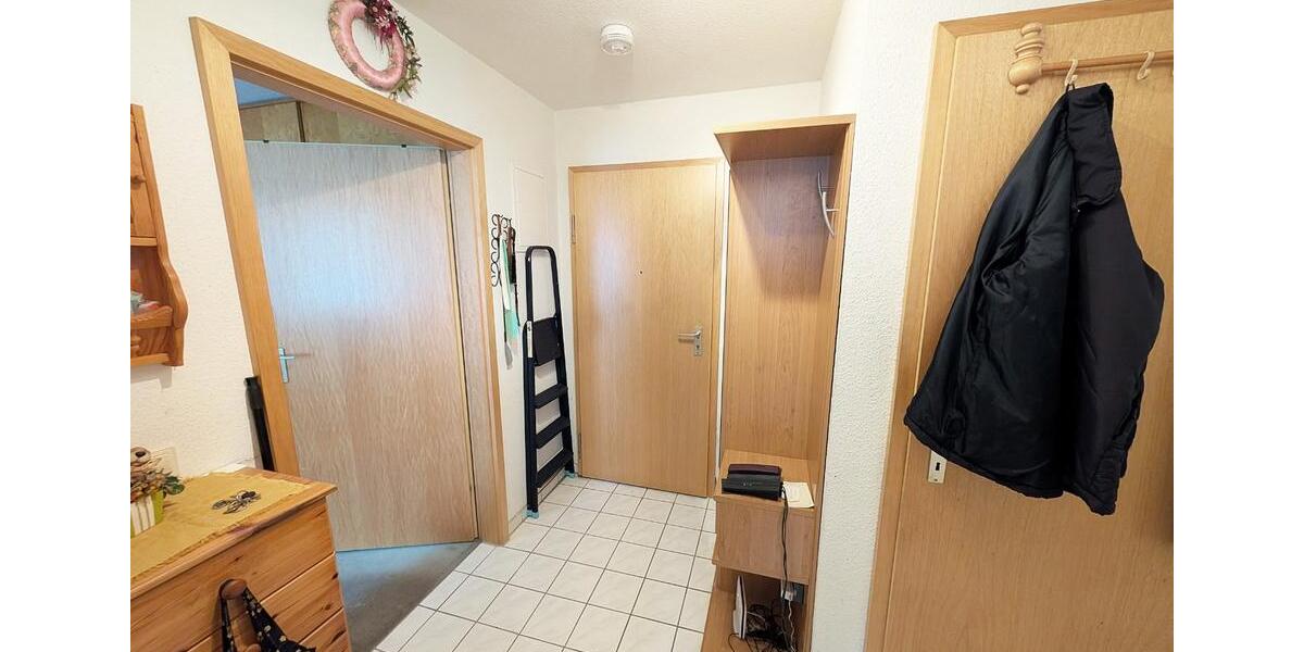 Etagenwohnung Schkeuditz - 2.5 Zimmer, 59 m&sup2;, 99.000&euro; | Angebot:27098952