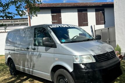 VW T5 Transporter 180.000 km 11.500 &euro; Eilenburg 04838
