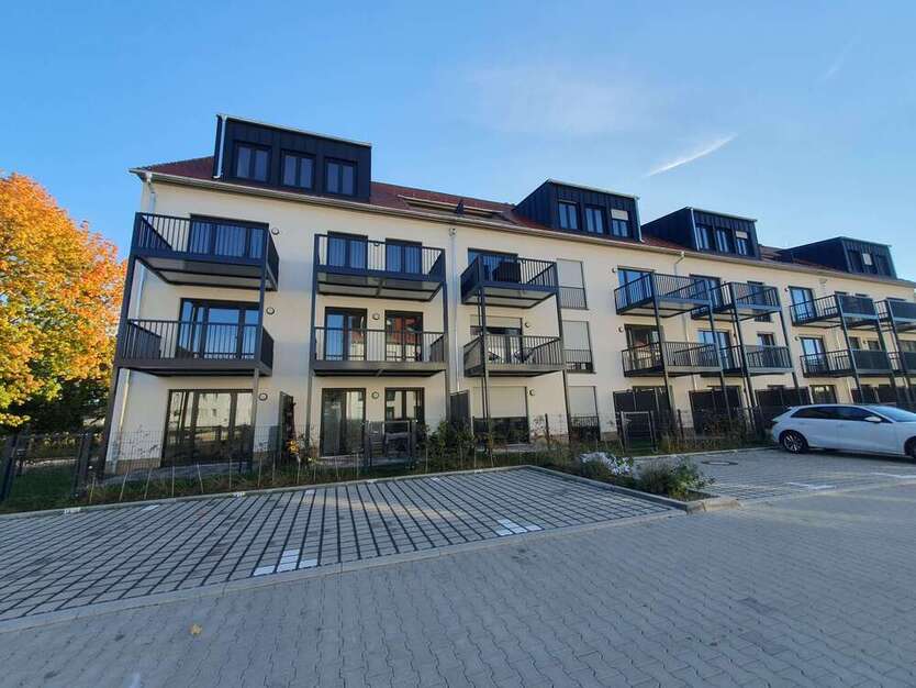 Wohnung zum Mieten in Markranstädt 1.041,53 € 77.15 m²