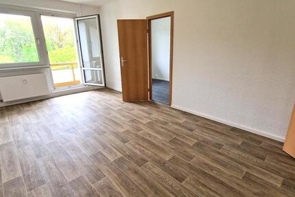 *NEU* 3-Zimmer-Wohnung mit Balkon in Leipzig-Grünau zimmer
