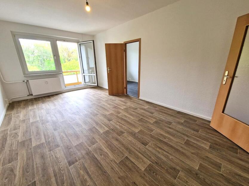 *NEU* 3-Zimmer-Wohnung mit Balkon in Leipzig-Grünau zimmer
