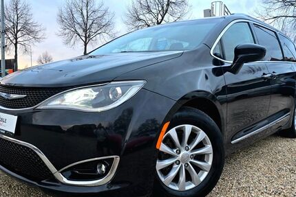 Chrysler Pacifica 117.514 km 18.990 &euro; Leipzig 04179