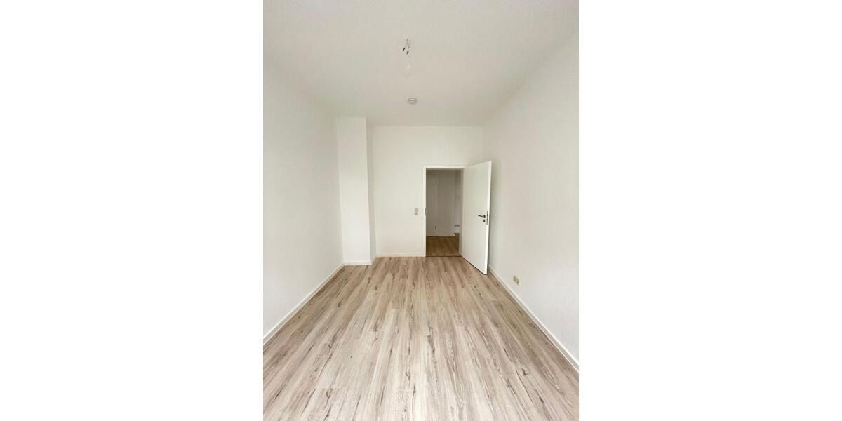 Etagenwohnung Leipzig Südwest - 3 Zimmer, 82 m&sup2;, 672&euro; | Angebot:25486993